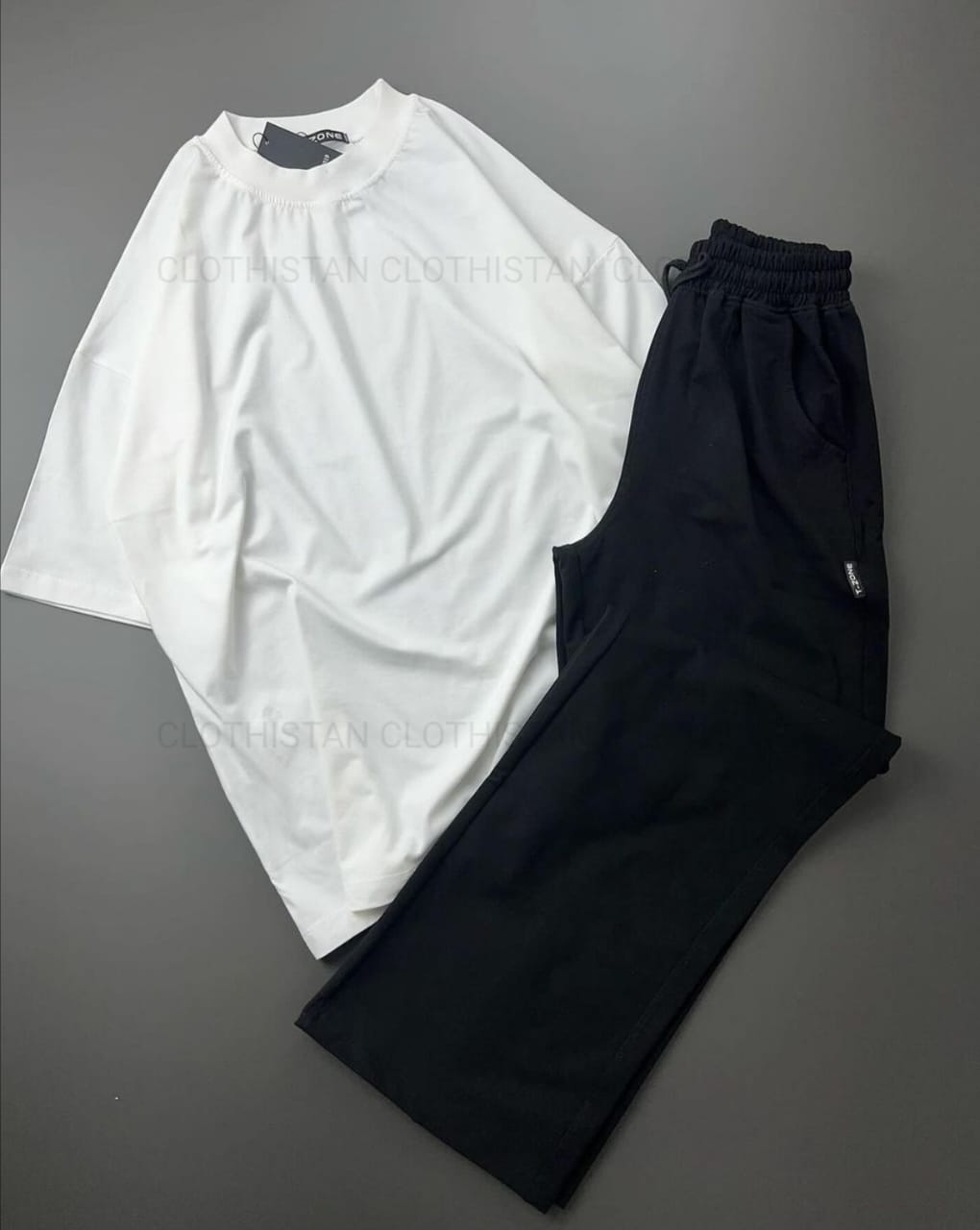 Drop Shoulder T-Shirt & Black Wide-Leg Trouser