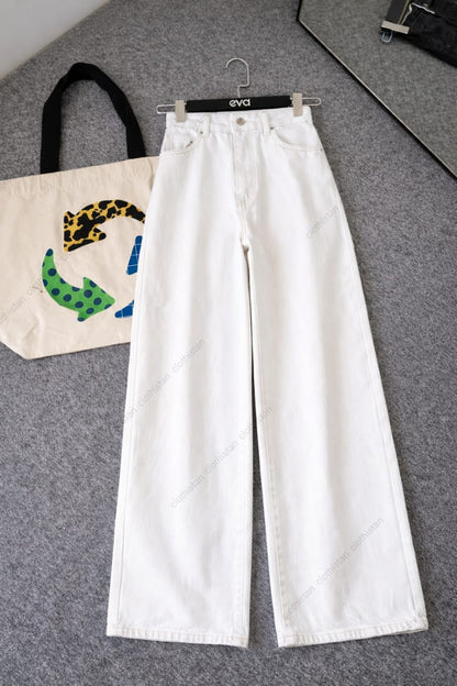 High Waisted Wide-Leg Jeans